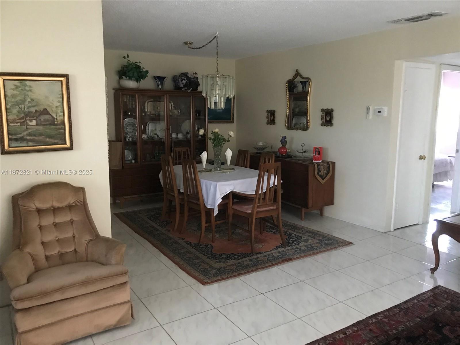 ELDORADO PLAZA EAST CONDO - Residential