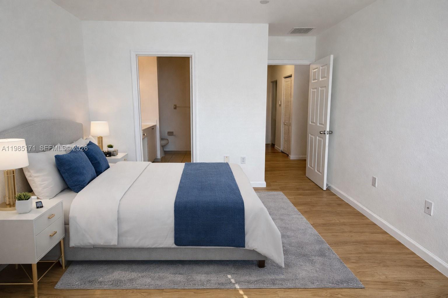 SOLABELLA CONDO - Residential