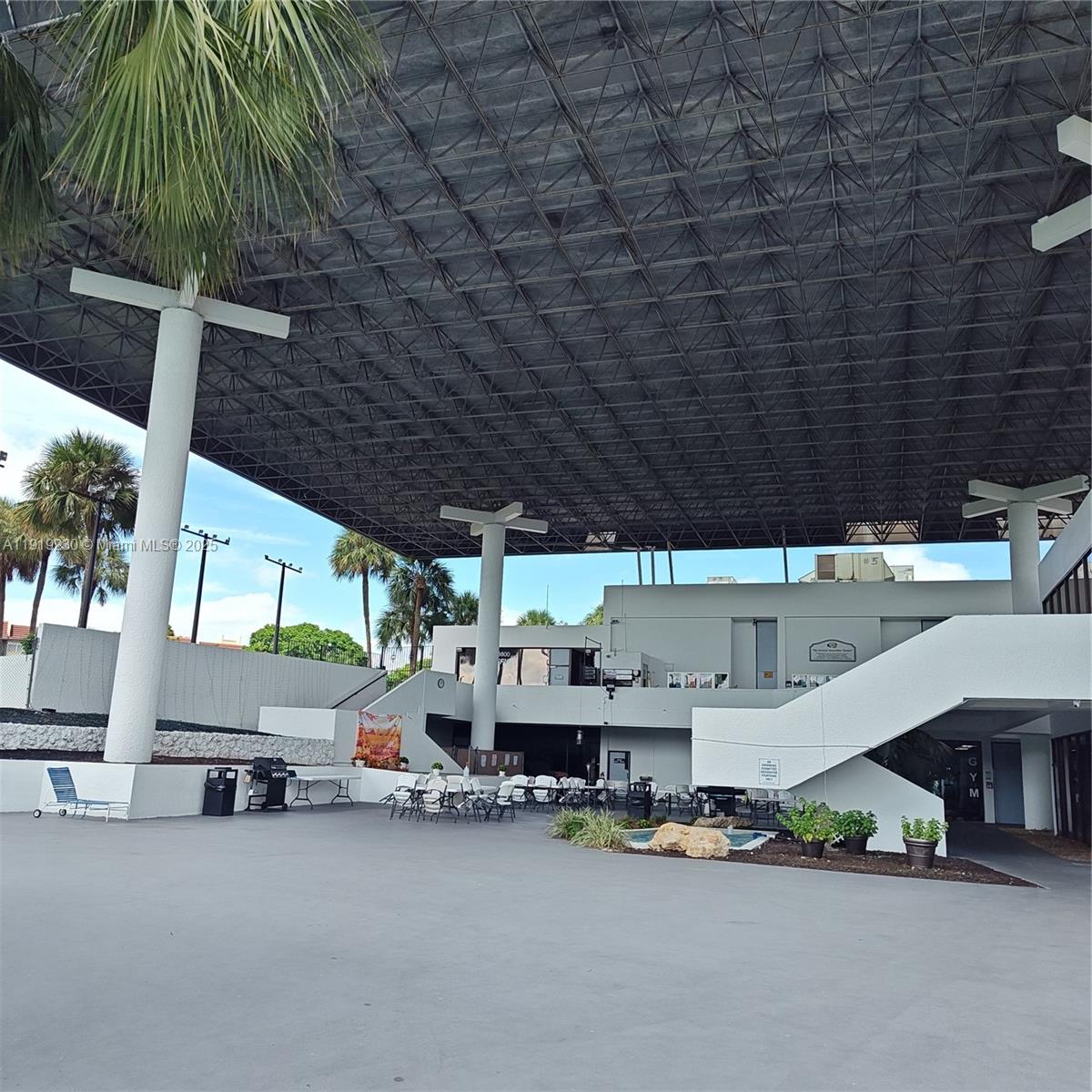 ENVIRON I CONDO 5 AND 6 - Residential Lease