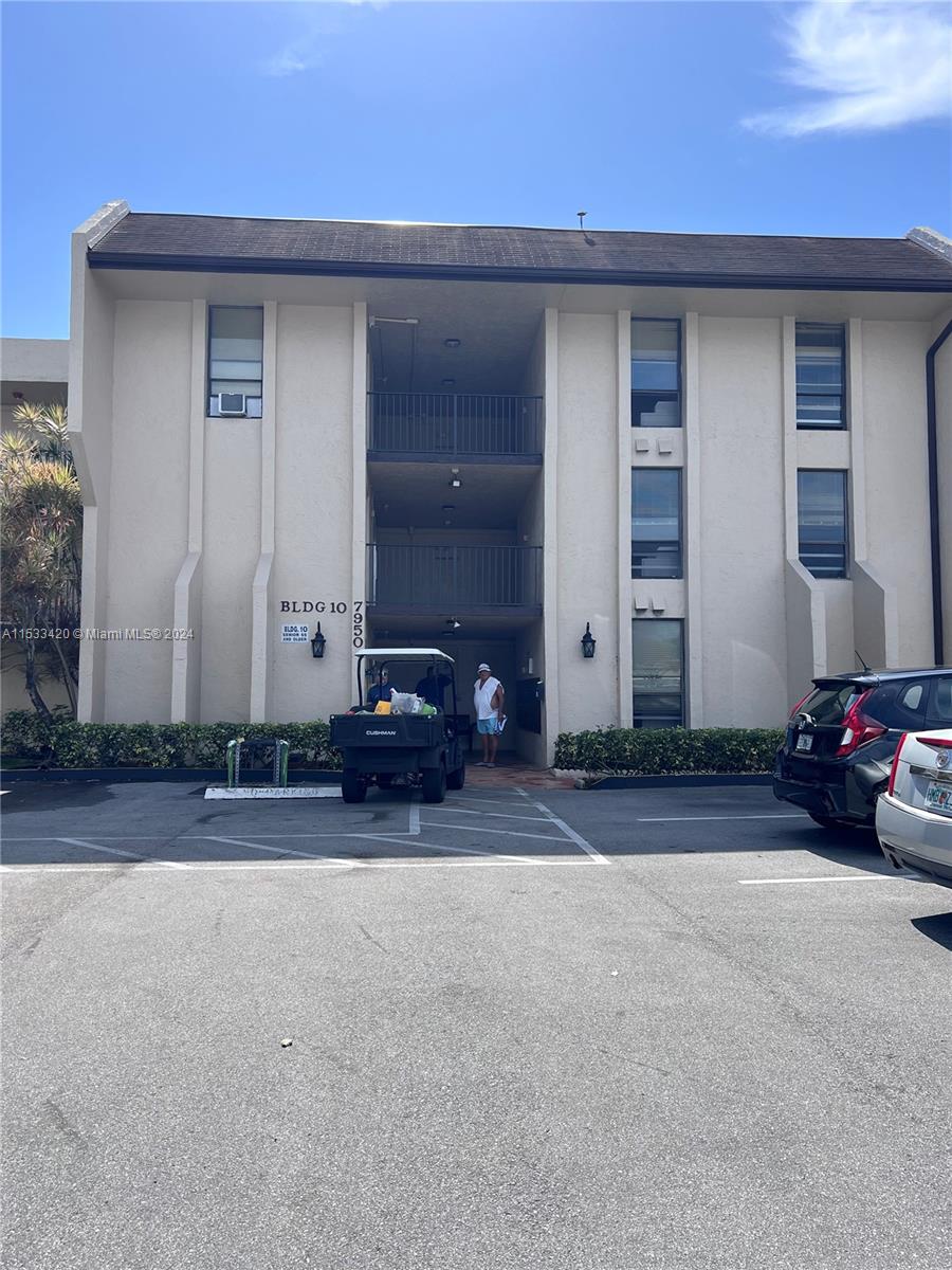 CONCORD VILLAGE CONDOMINI - Residential