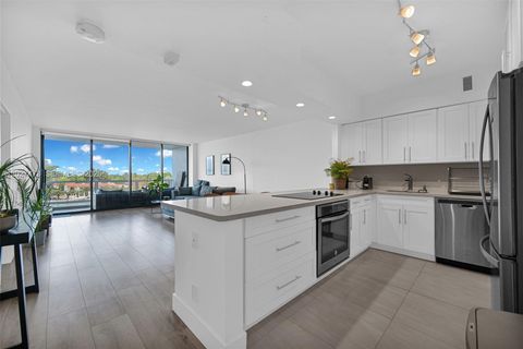 Tiny photo for 5700 Collins Ave #5J, Miami Beach, FL 33140 (MLS # A12027473)