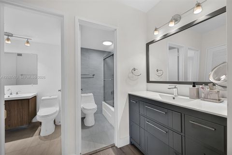 Tiny photo for 5700 Collins Ave #5J, Miami Beach, FL 33140 (MLS # A12027473)