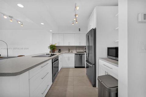 Tiny photo for 5700 Collins Ave #5J, Miami Beach, FL 33140 (MLS # A12027473)
