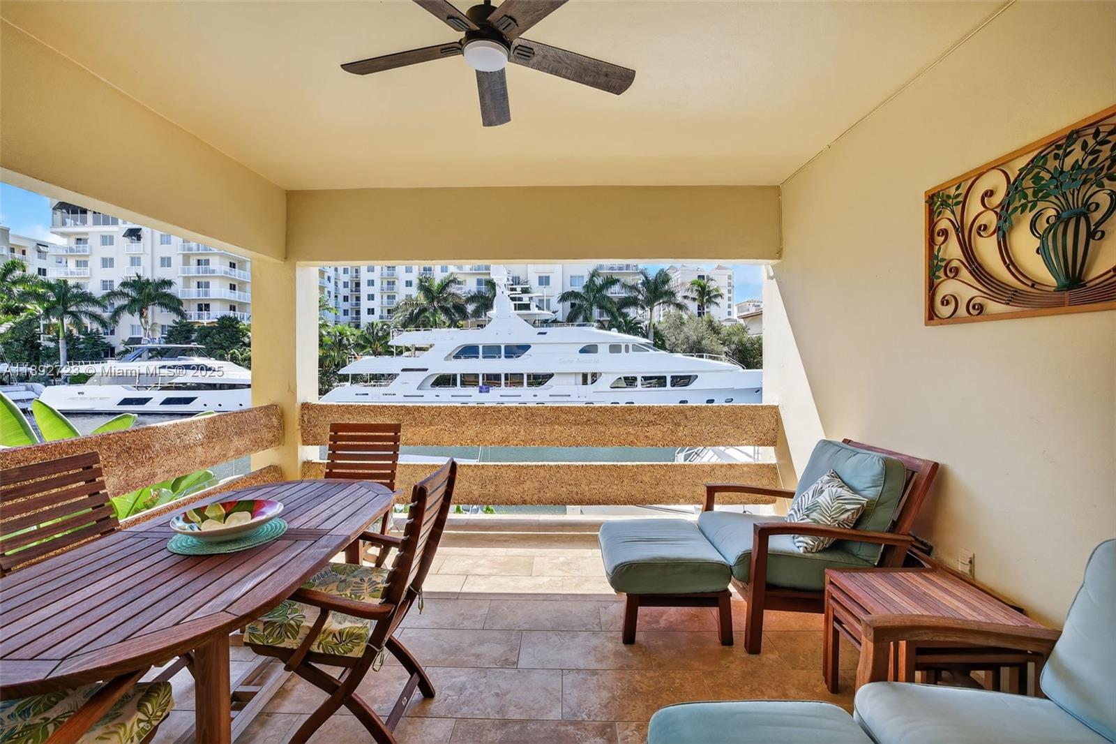 CARAVEL CONDOMINIUM APART - Residential