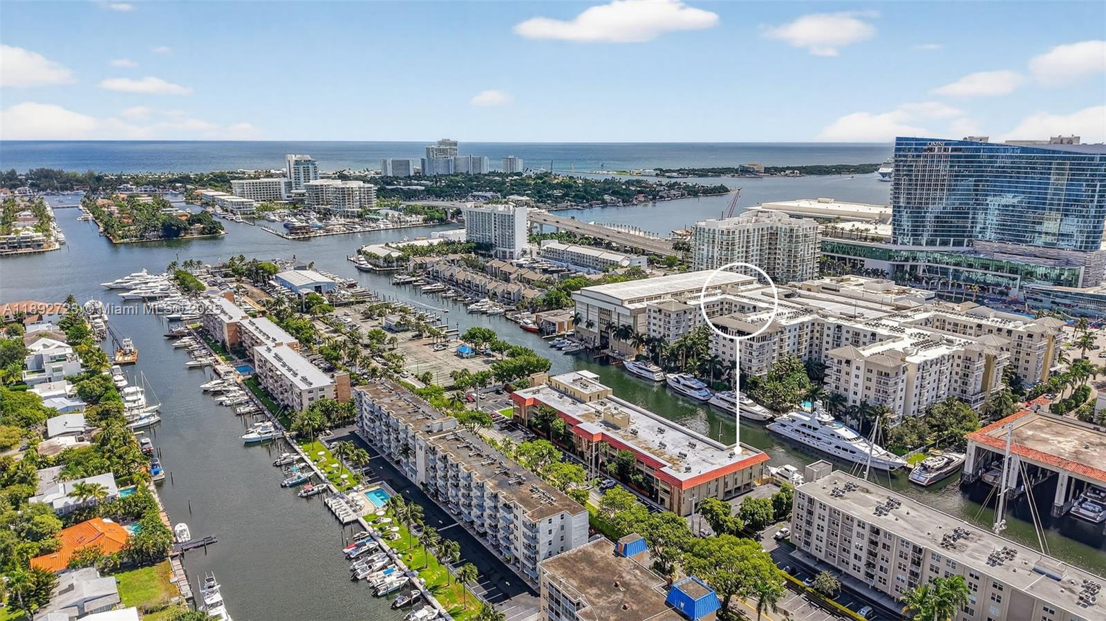 CARAVEL CONDOMINIUM APART - Residential