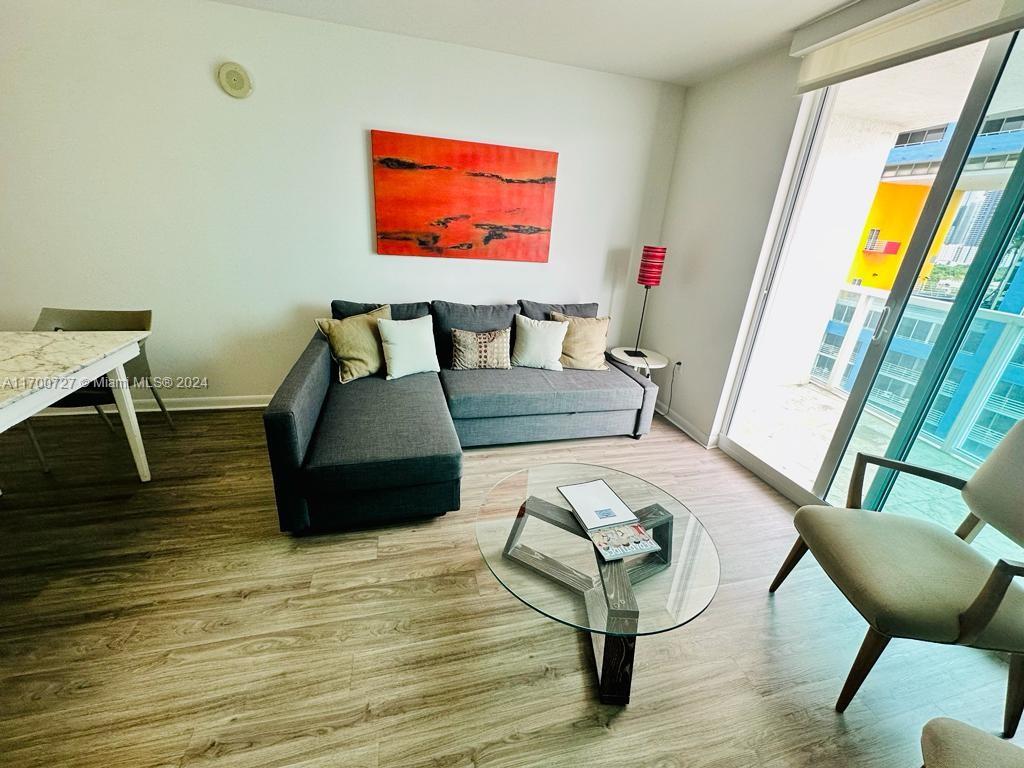 SKYLINE CONDO - Residential