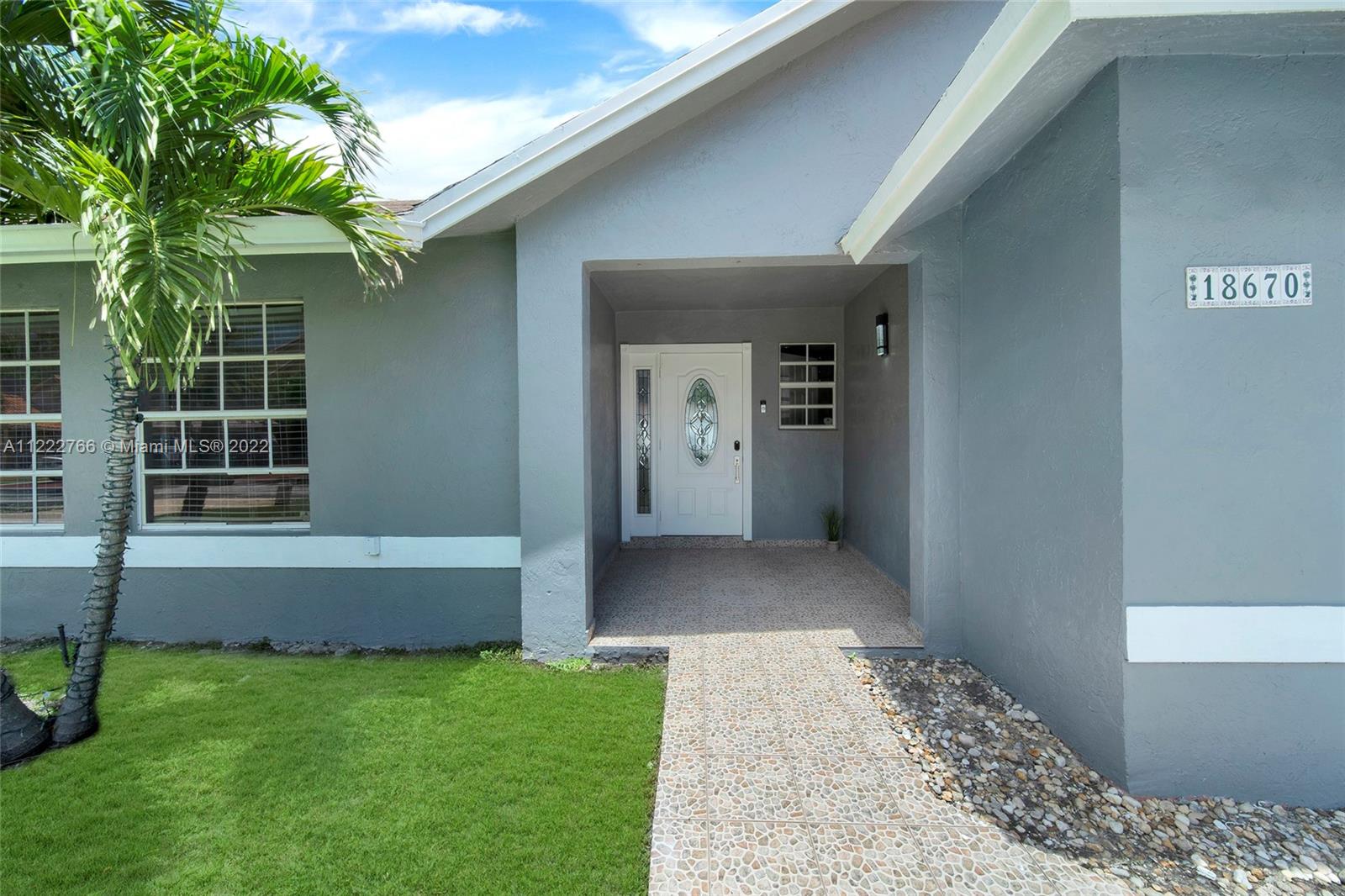 COUNTRY LAKE PARK - Residential