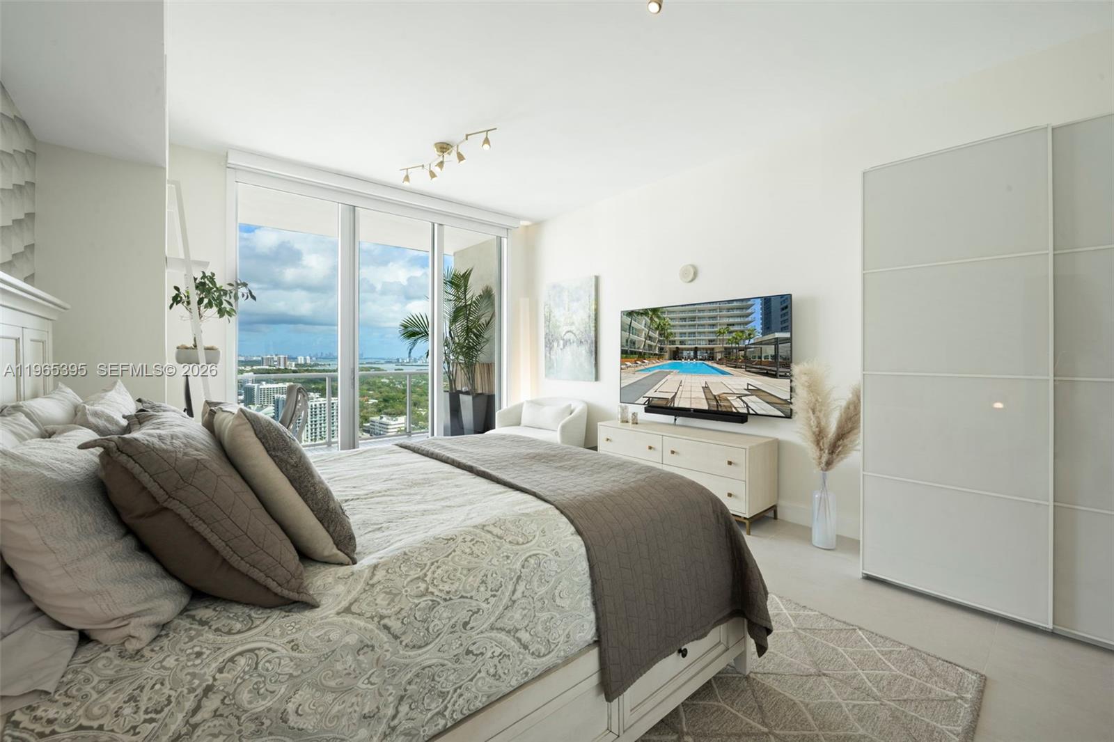 TWO MIDTOWN MIAMI CONDO - Residential