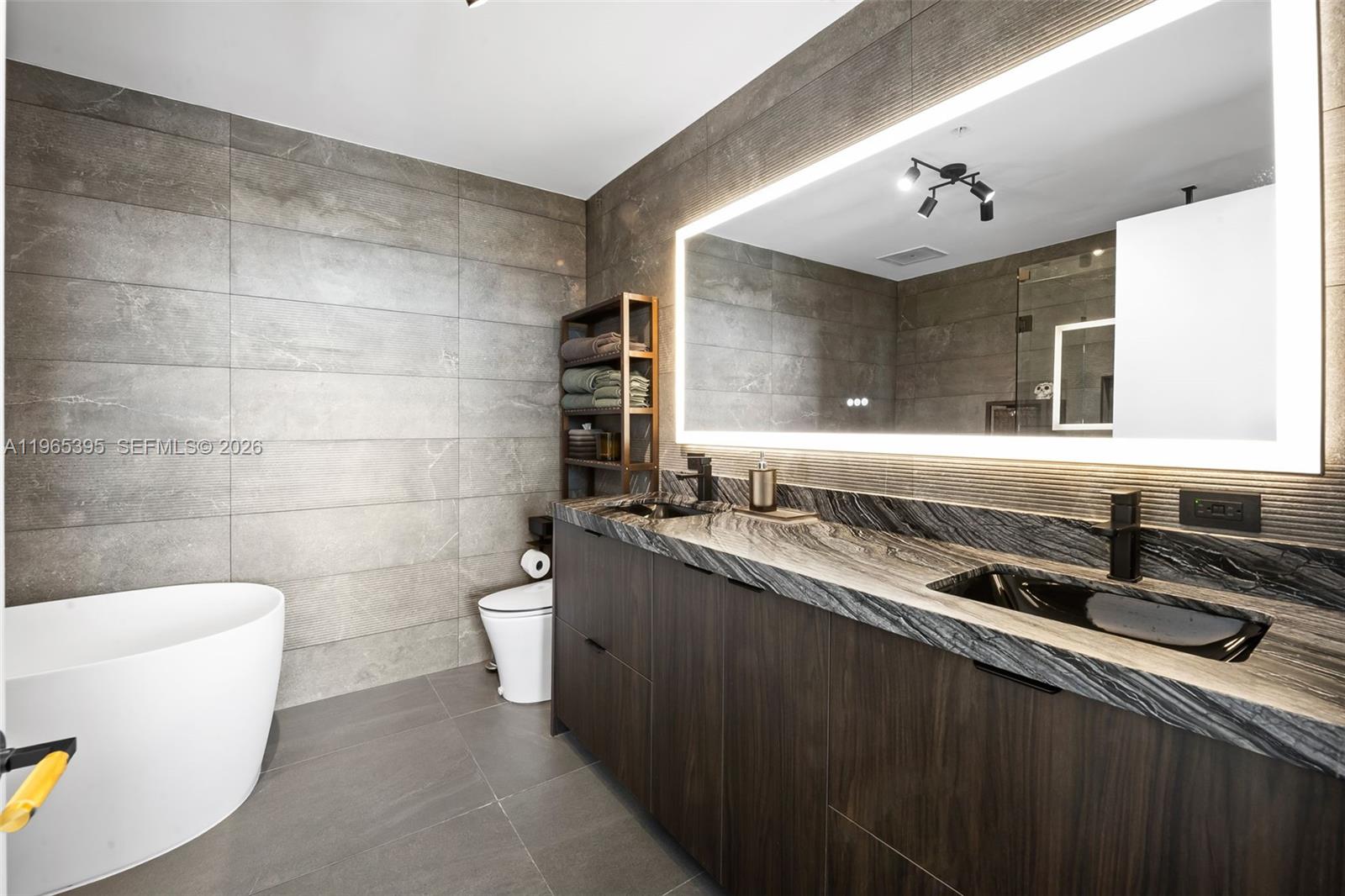 TWO MIDTOWN MIAMI CONDO - Residential