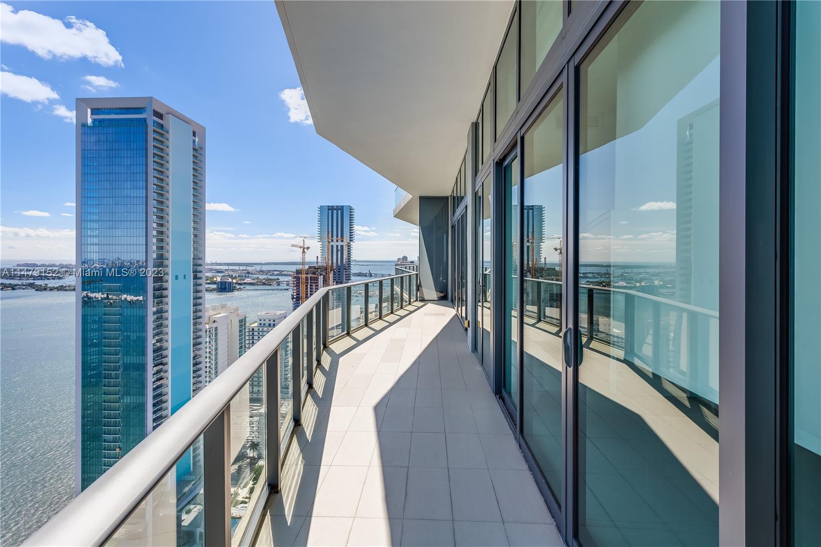 ICON BAY CONDO - Residential