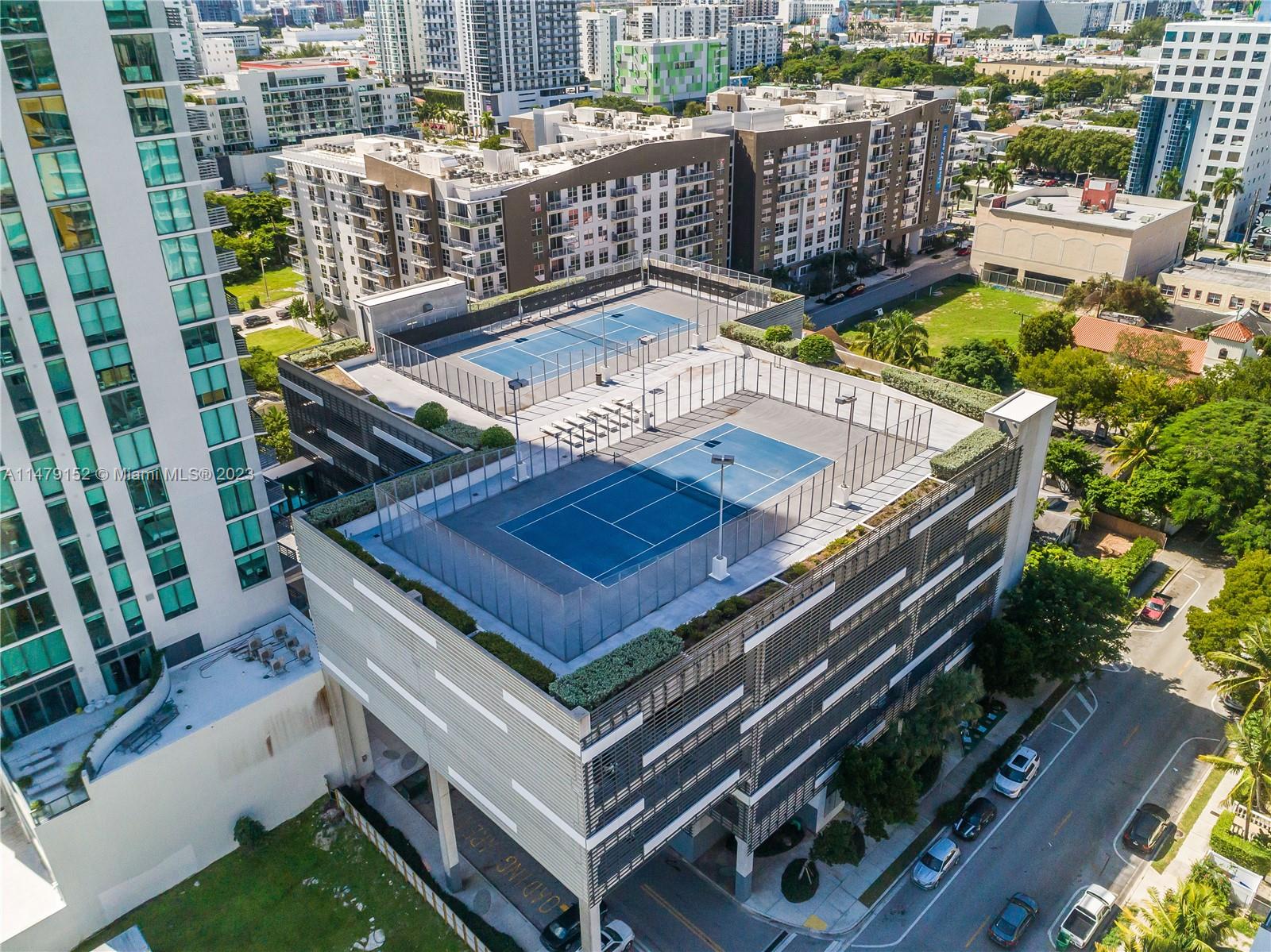 ICON BAY CONDO - Residential