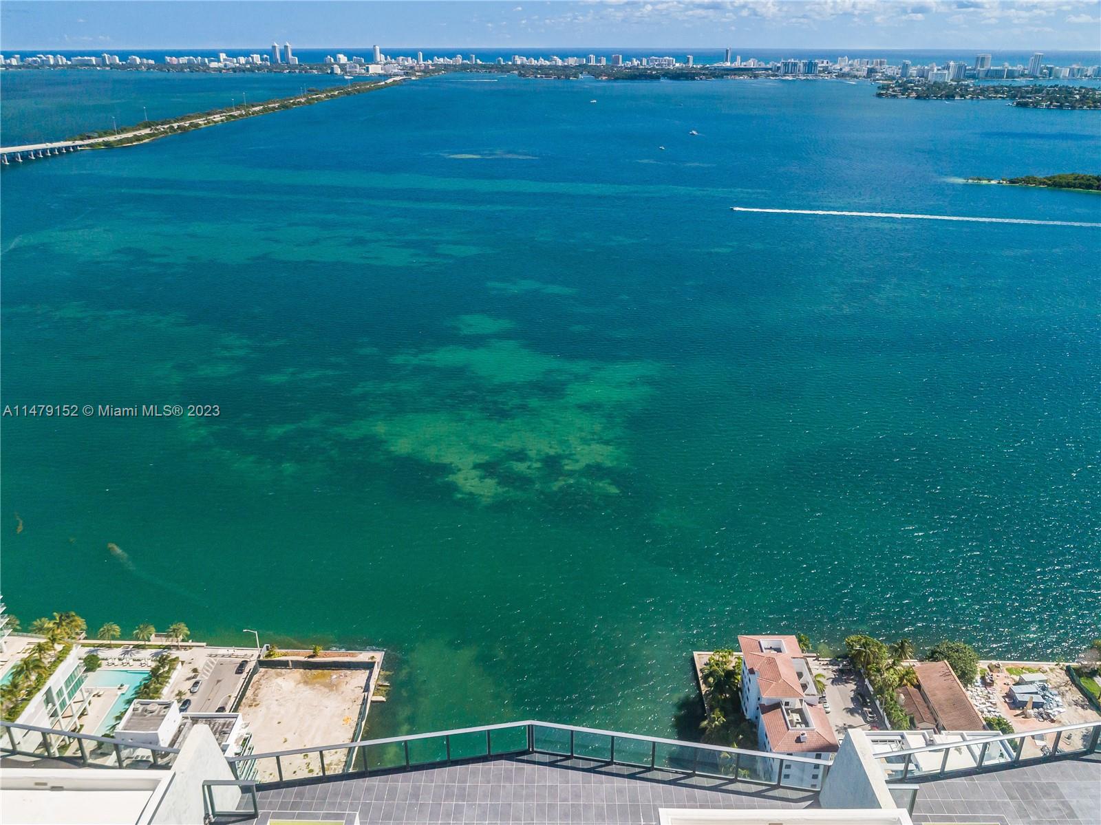 ICON BAY CONDO - Residential