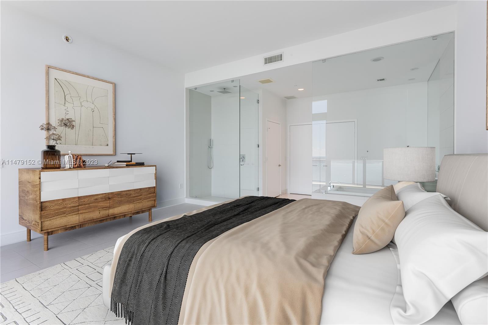 ICON BAY CONDO - Residential