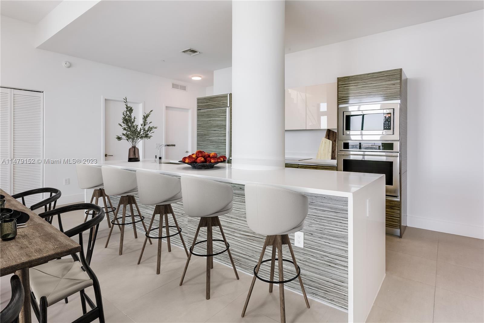 ICON BAY CONDO - Residential