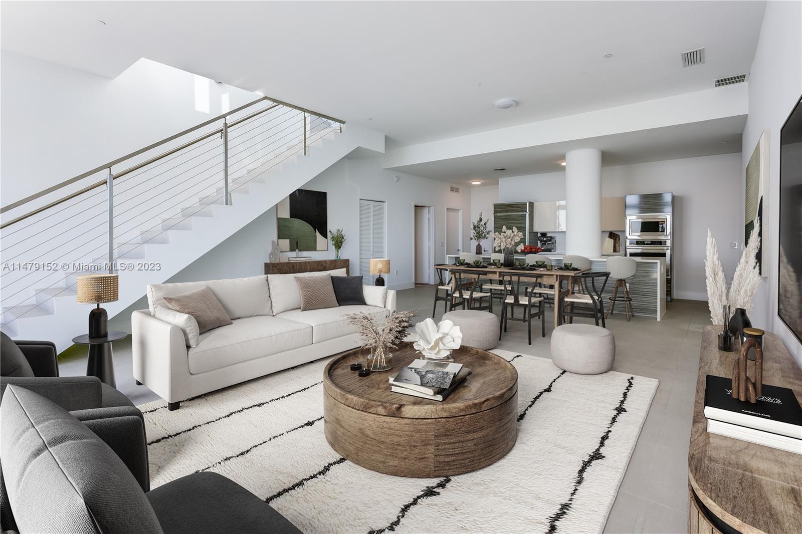 ICON BAY CONDO - Residential