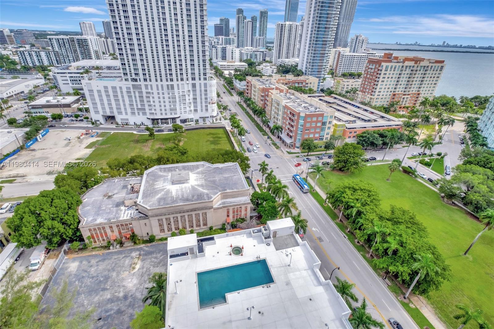 1800 BISCAYNE PLAZA CONDO - Residential Lease
