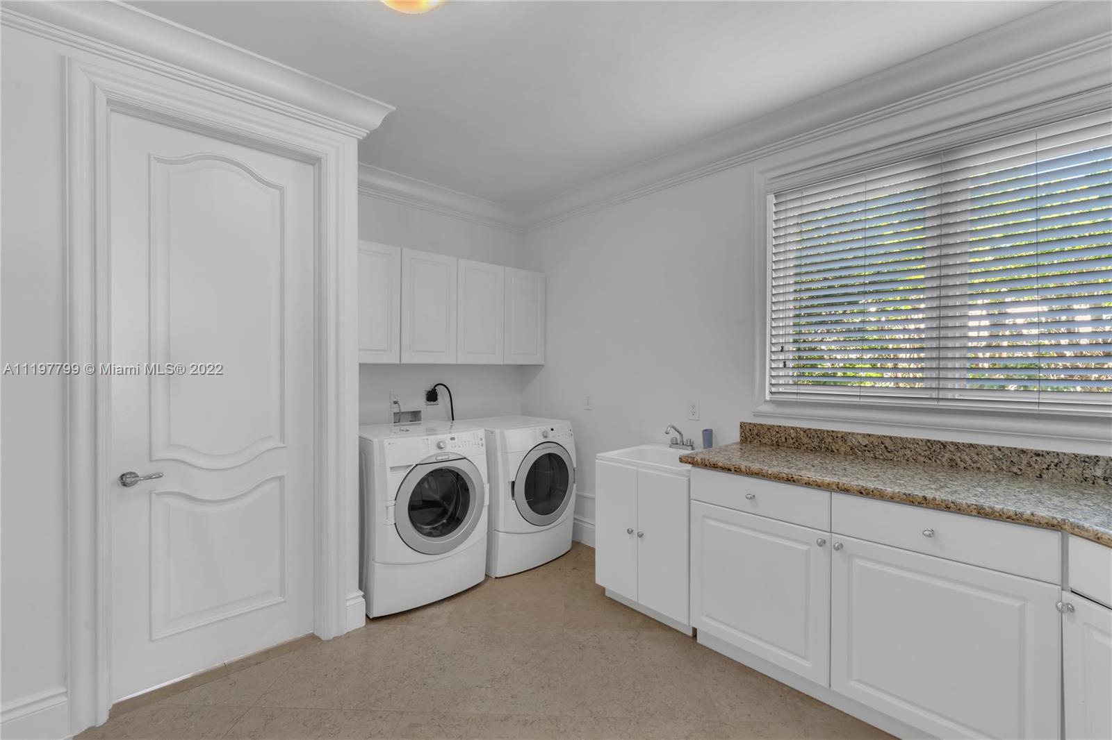 BISCAYNE KEY ESTATES - Residential