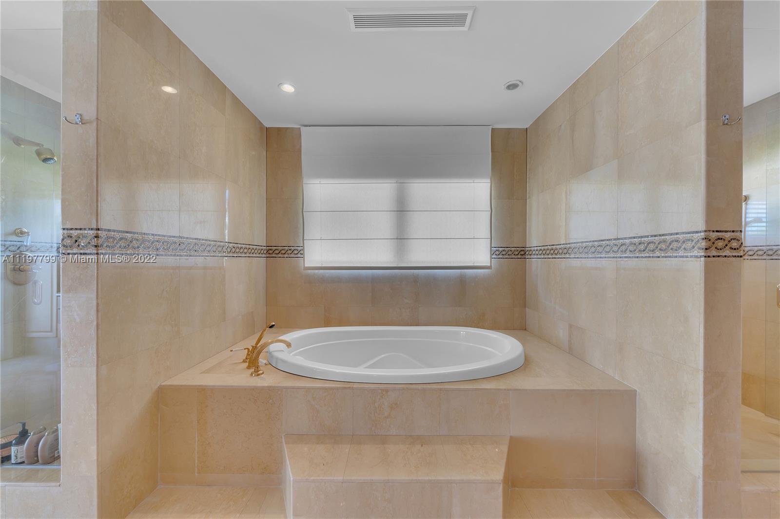 BISCAYNE KEY ESTATES - Residential