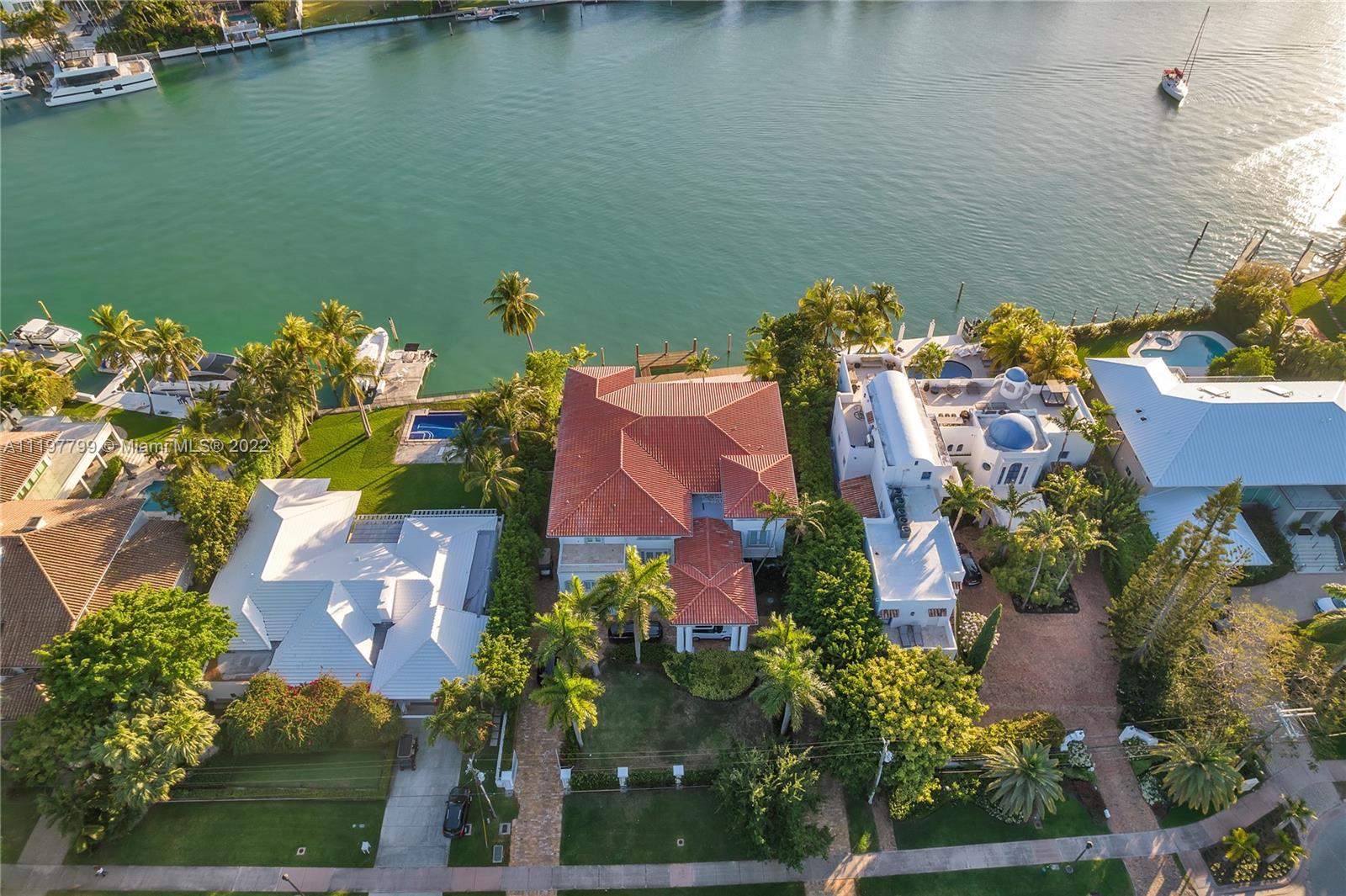 BISCAYNE KEY ESTATES - Residential