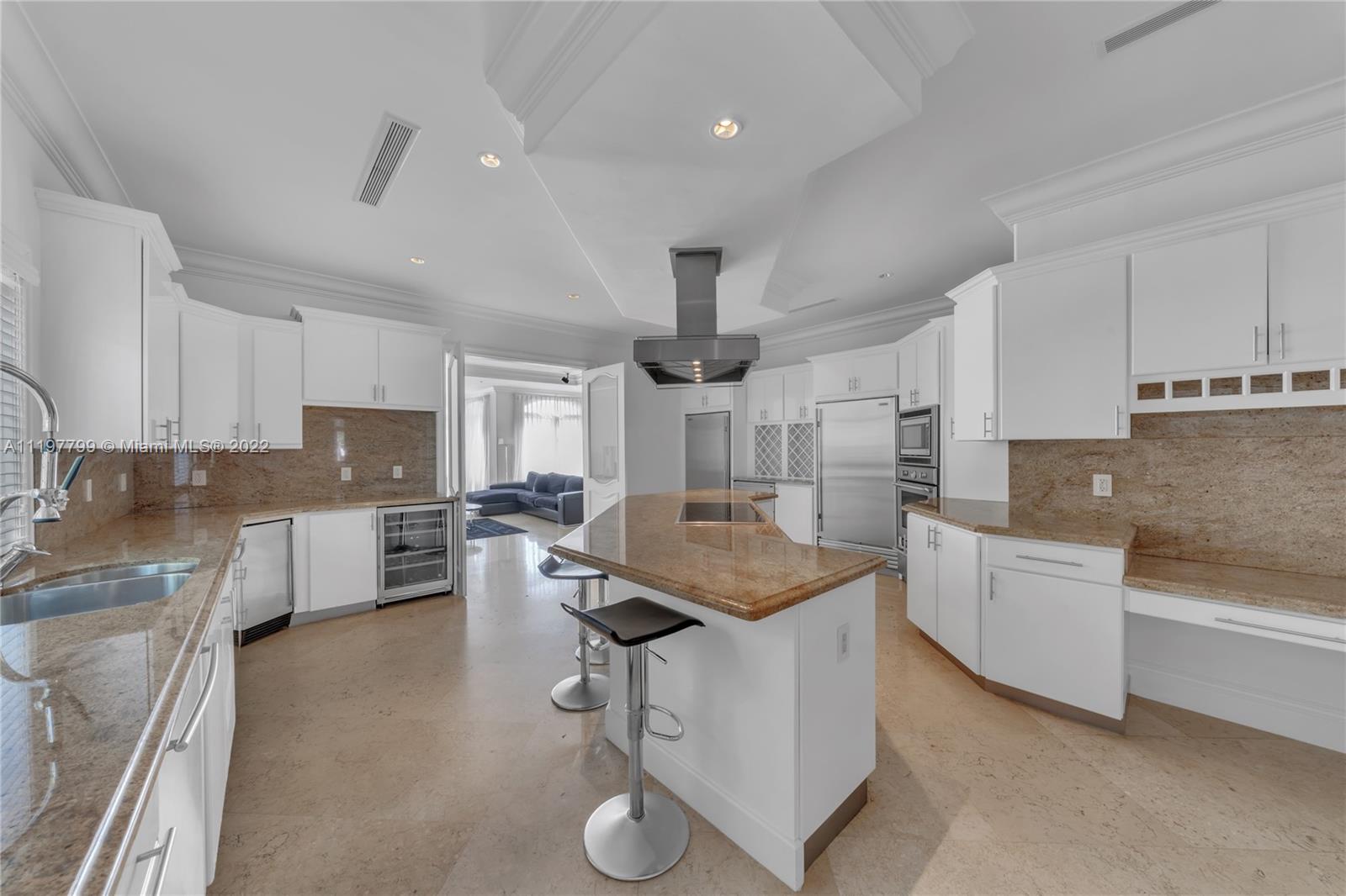 BISCAYNE KEY ESTATES - Residential