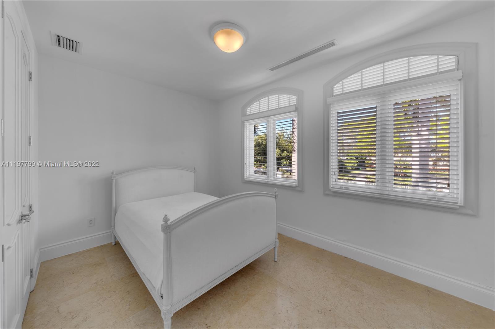 BISCAYNE KEY ESTATES - Residential