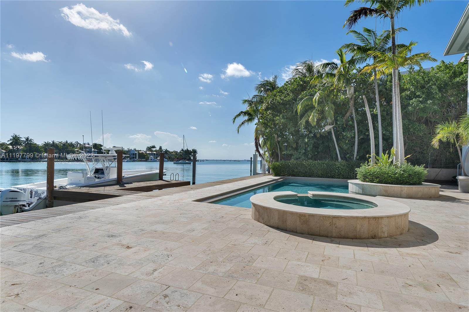 BISCAYNE KEY ESTATES - Residential