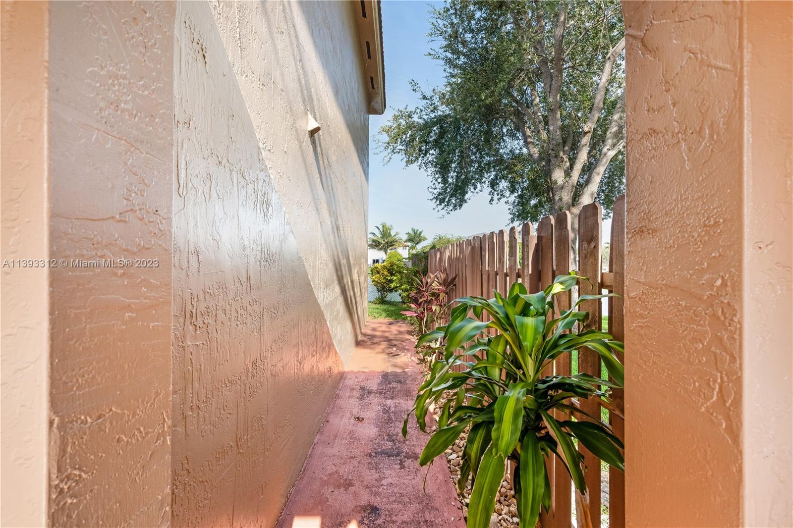 KINGDOM DREAM - Residential