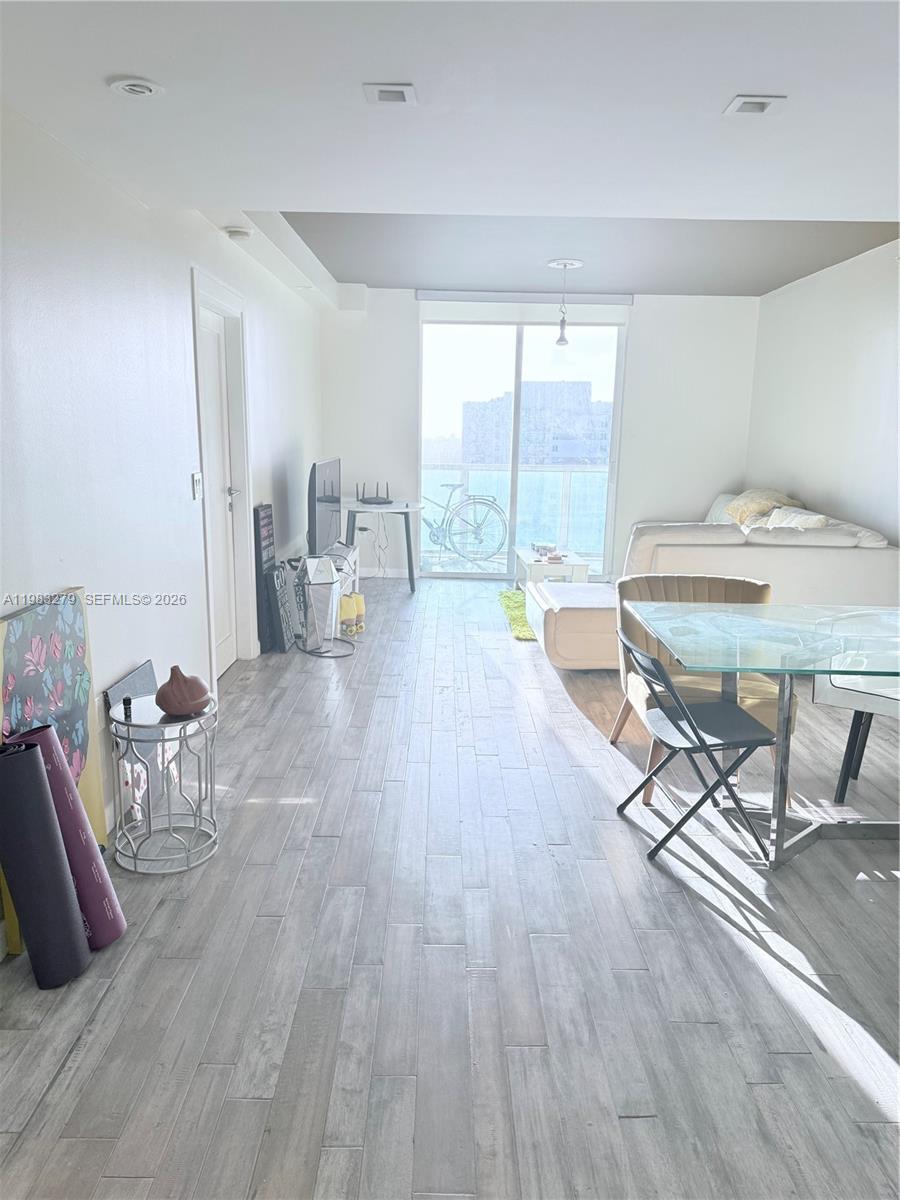 1250 S Miami Ave 1803