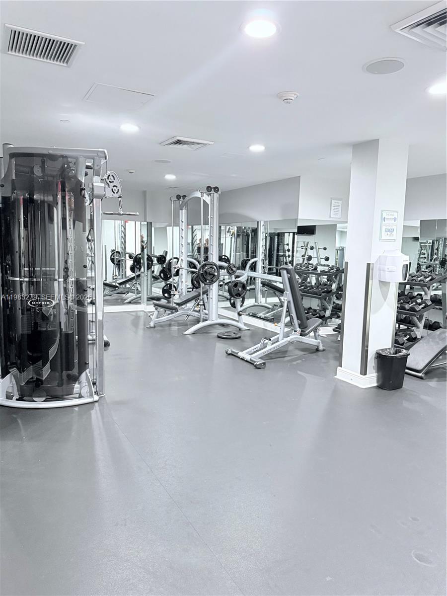 VUE AT BRICKELL CONDO - Residential Lease