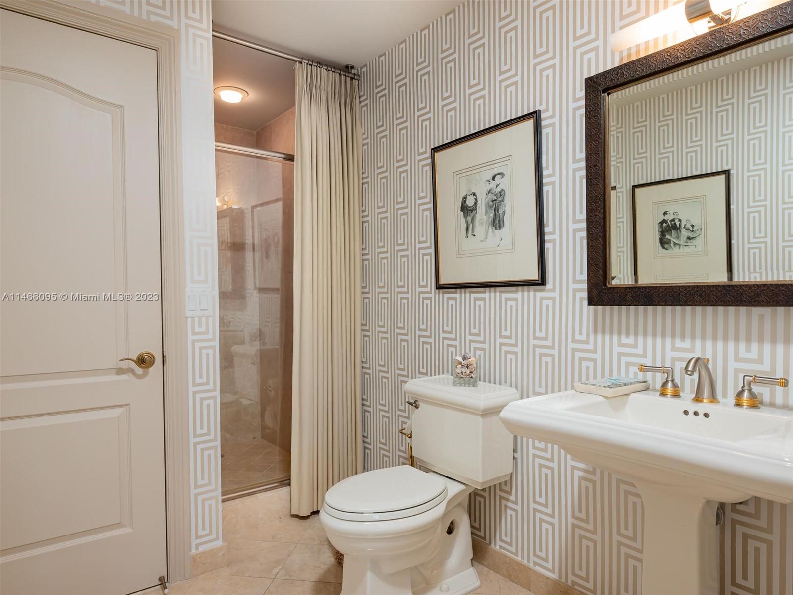 VILLAS OF POSITANO - Residential