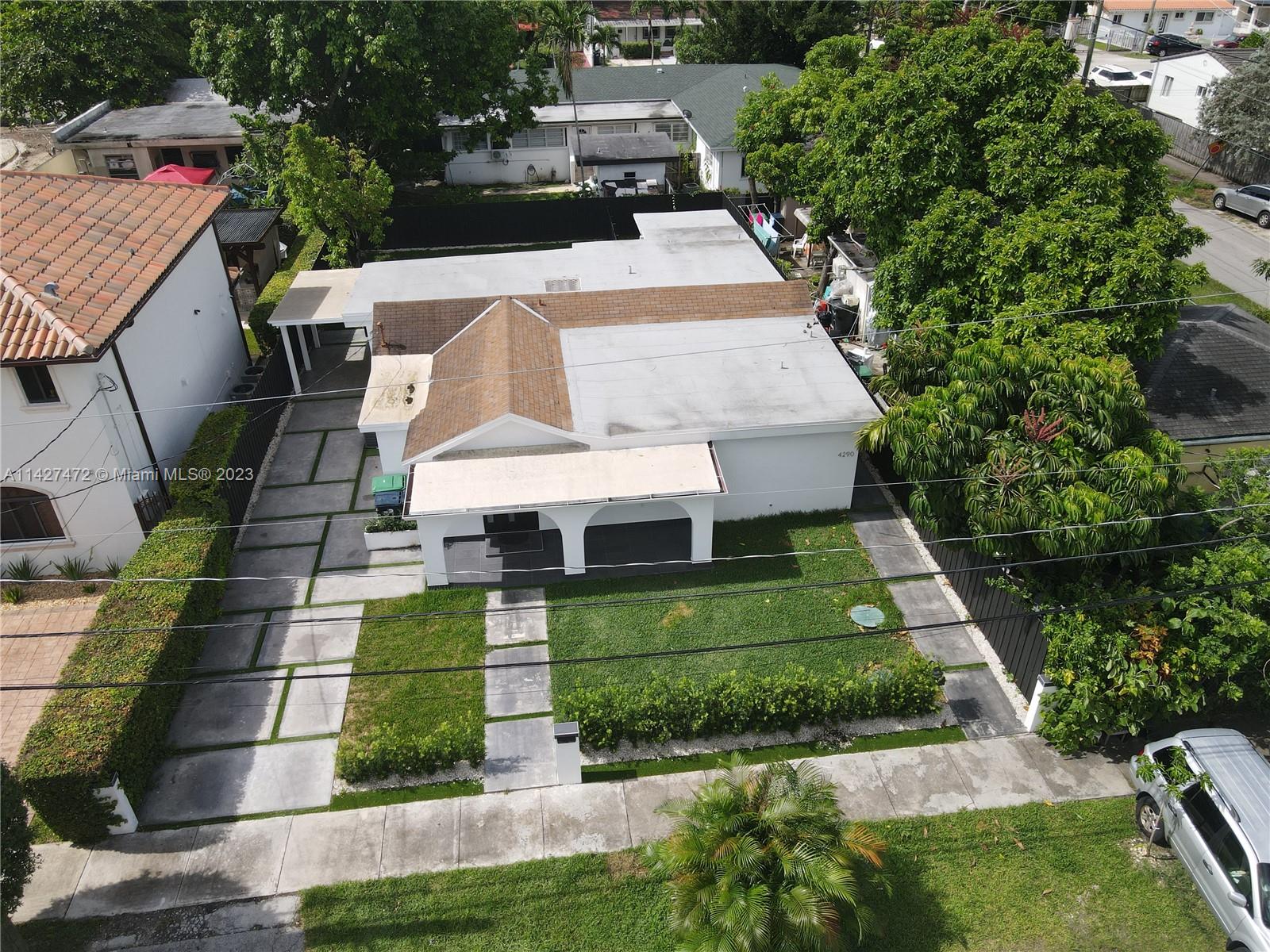 TAMIAMI GROVES NO 2 - Residential Income