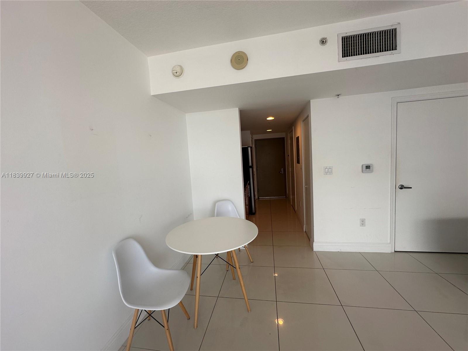 1750 N Bayshore Dr 5207
