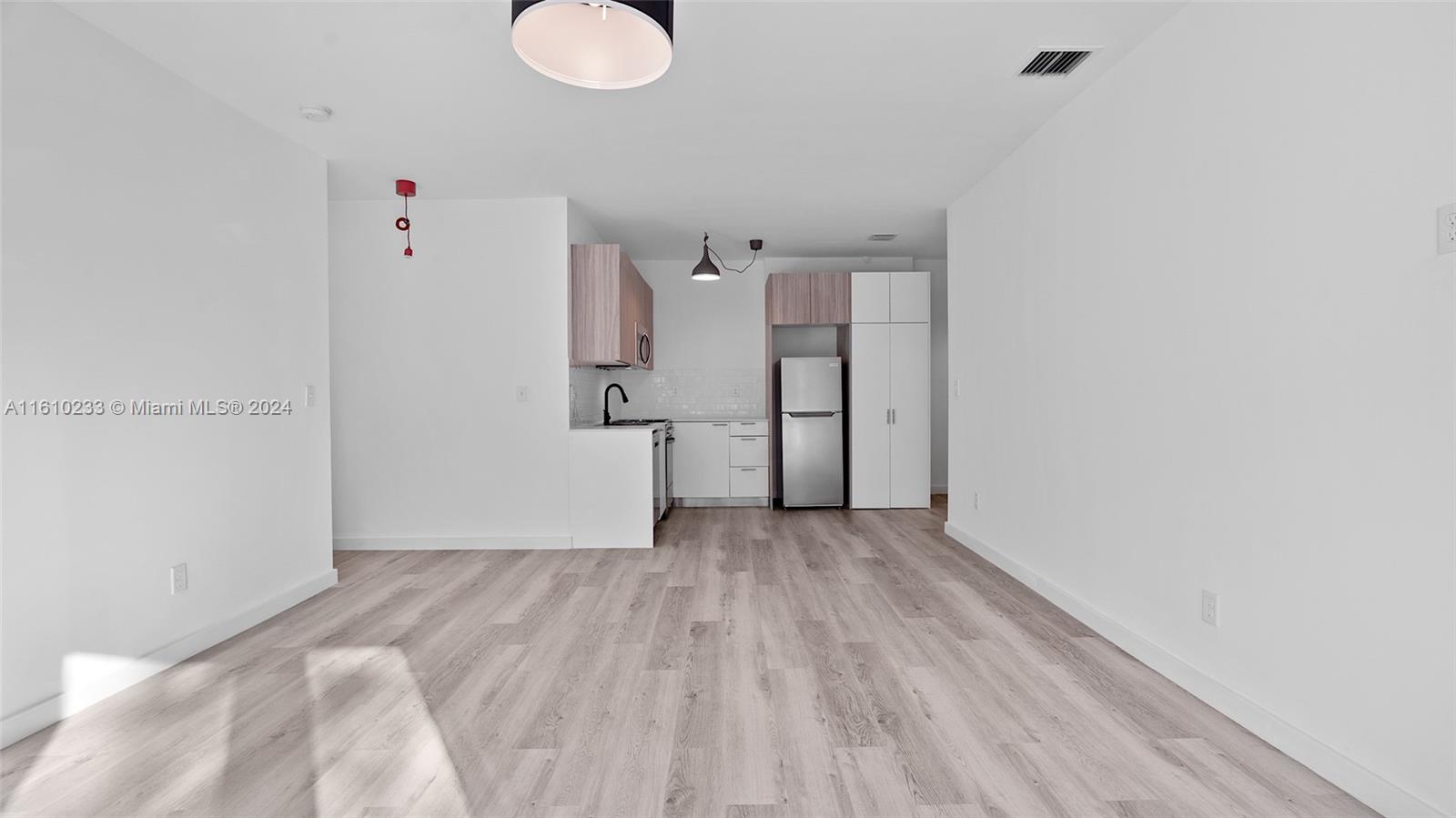 Lincoln Sub - Residential Income