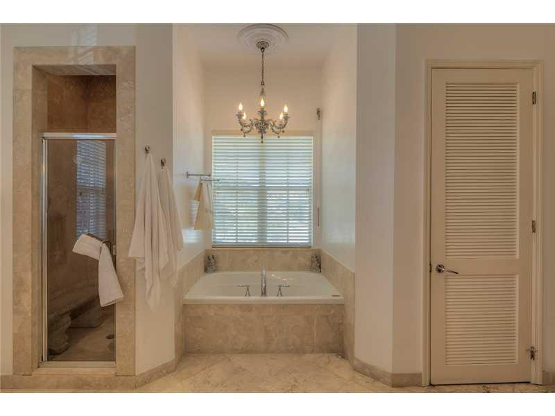 HOLLYWOOD BEACH 1-27 B - Residential