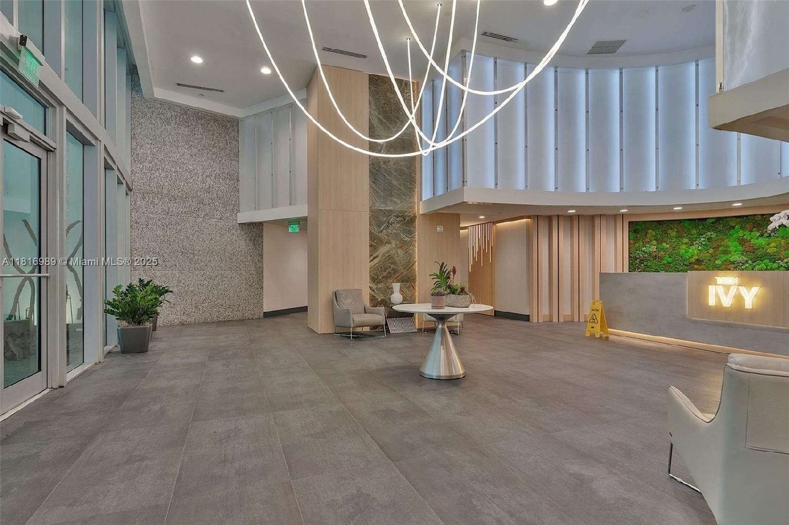 IVY CONDO - Residential