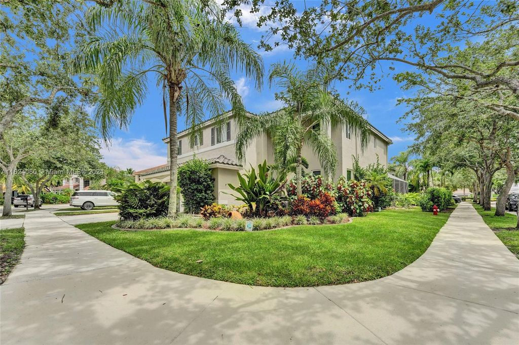 Photo of 4115 Boston Ct, Weston, FL 33331 (MLS # A11624060)