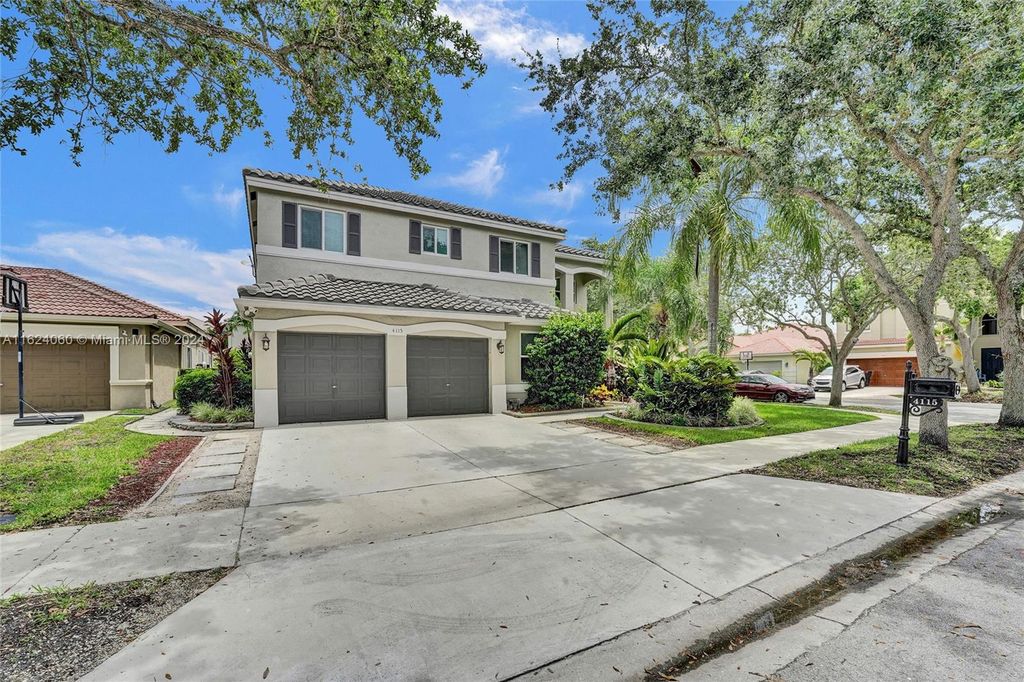Photo of 4115 Boston Ct, Weston, FL 33331 (MLS # A11624060)