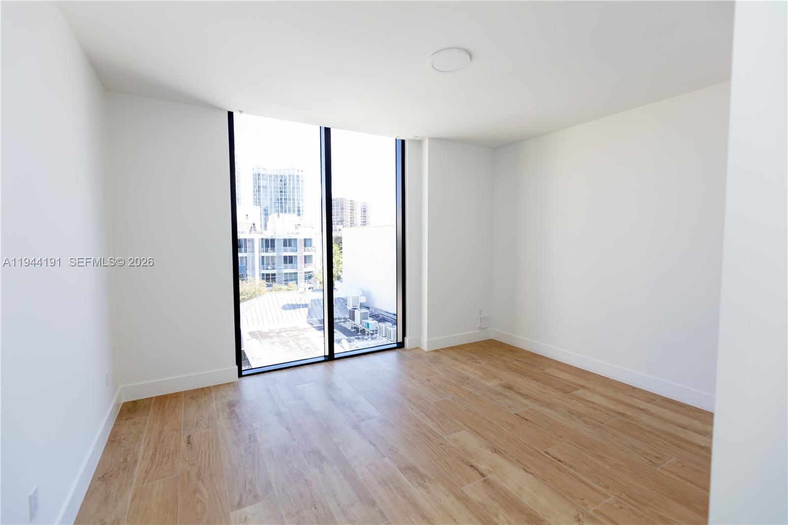 Arbor Coconut Grove - Residential