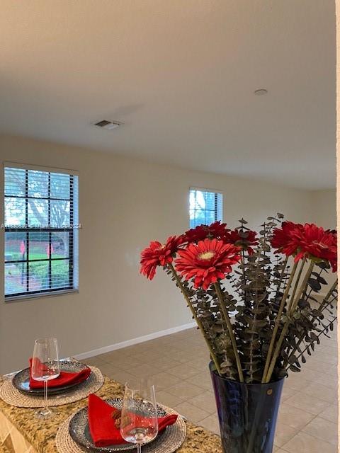 Rental Property at 4260 Vineyard Cir Cir 4260, Weston, Broward County, Florida - Bedrooms: 4 
Bathrooms: 3  - $3,650 MO.