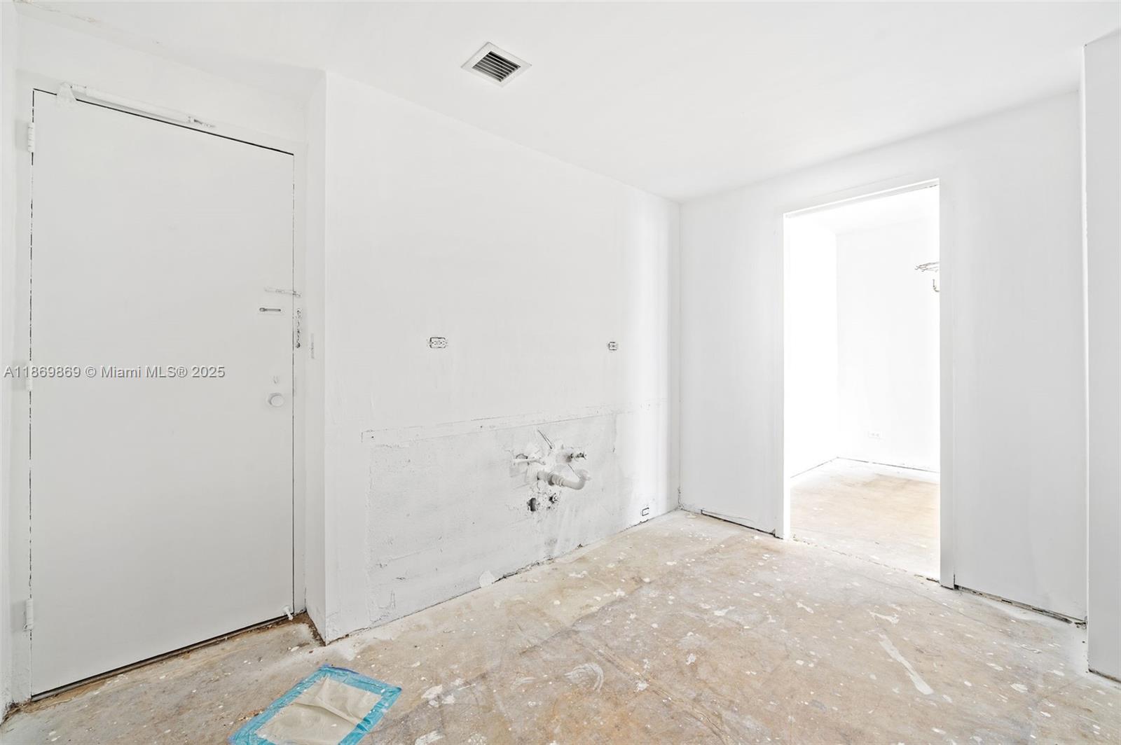 BRICKELL TOWNHOUSE CONDO - Residential