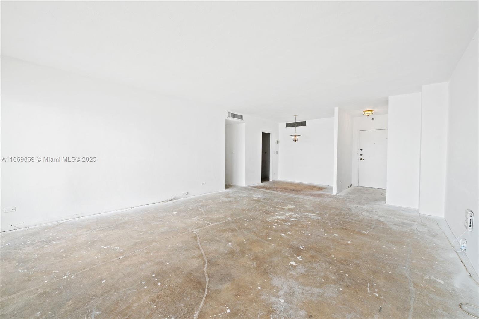 BRICKELL TOWNHOUSE CONDO - Residential