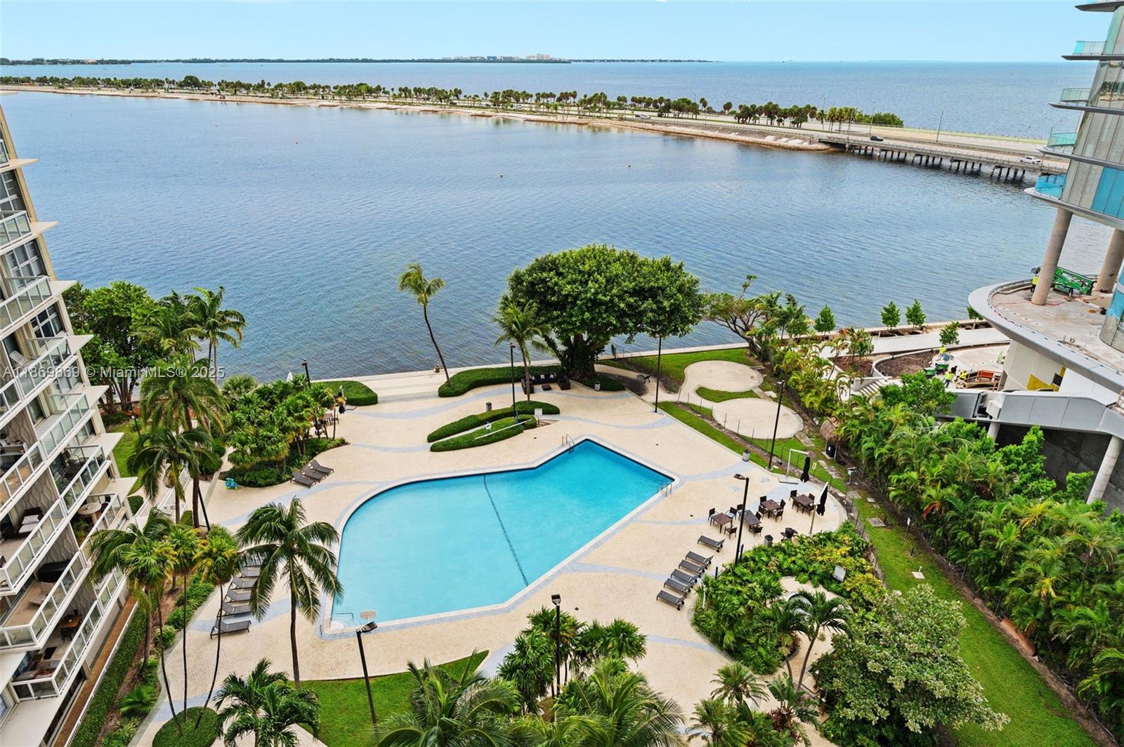 BRICKELL TOWNHOUSE CONDO - Residential