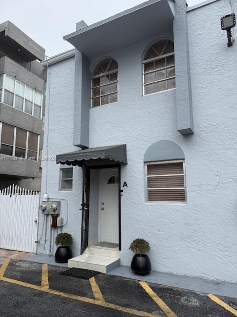 Property for Sale at 1025 W 77th St A, Hialeah, Miami-Dade County, Florida - Bedrooms: 2 
Bathrooms: 3  - $389,000