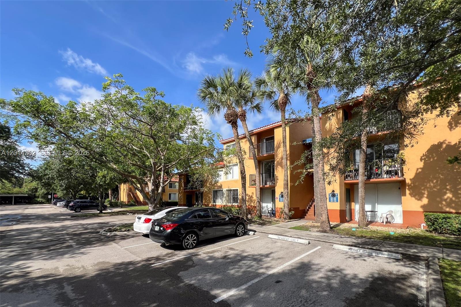 LAKES OF JACARANDA CONDO - Residential Lease