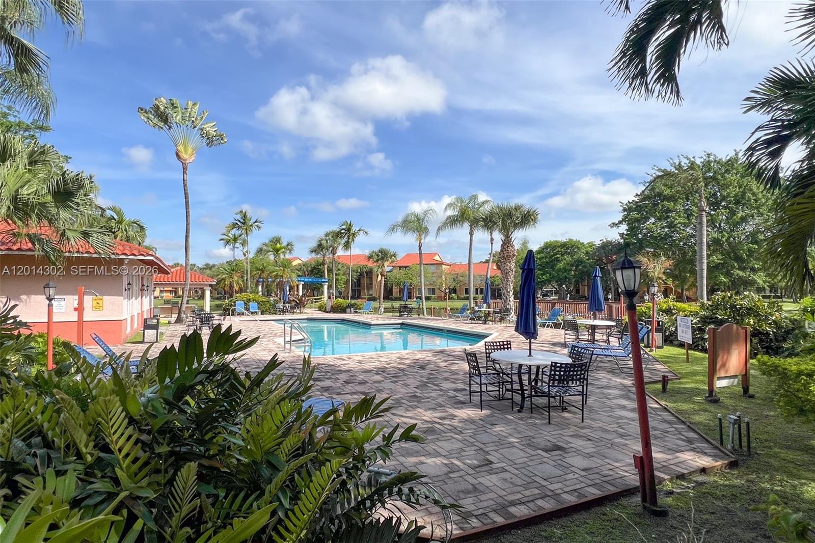 LAKES OF JACARANDA CONDO - Residential Lease