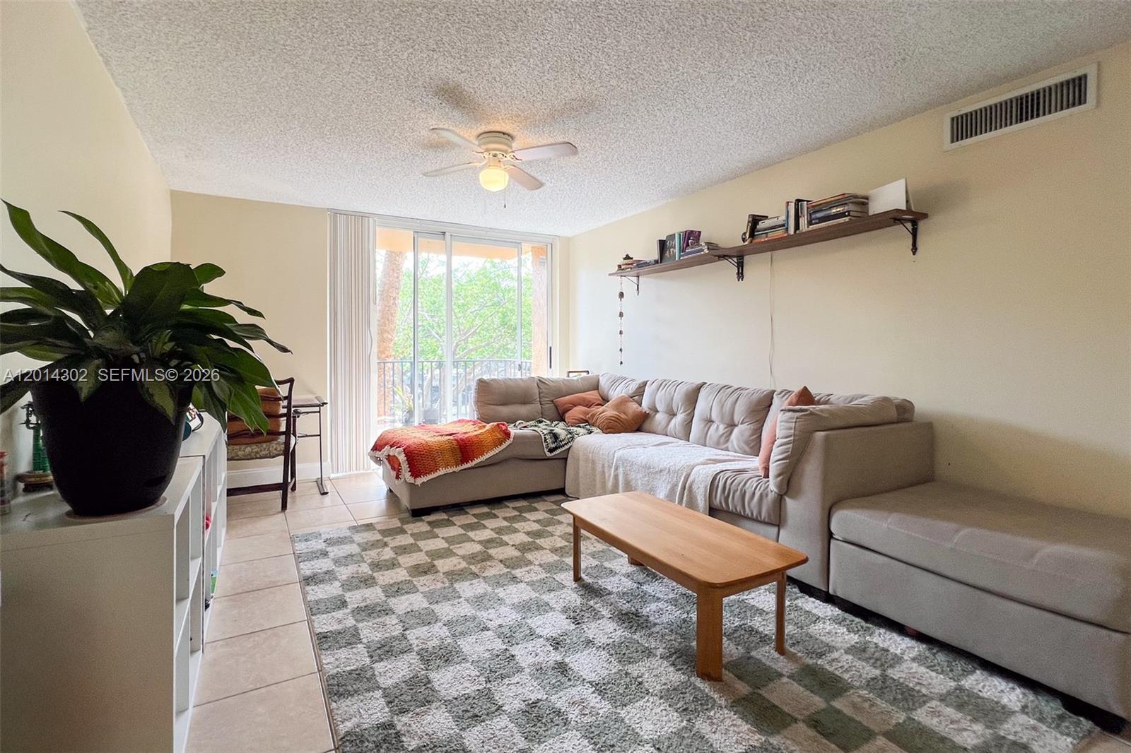 LAKES OF JACARANDA CONDO - Residential Lease