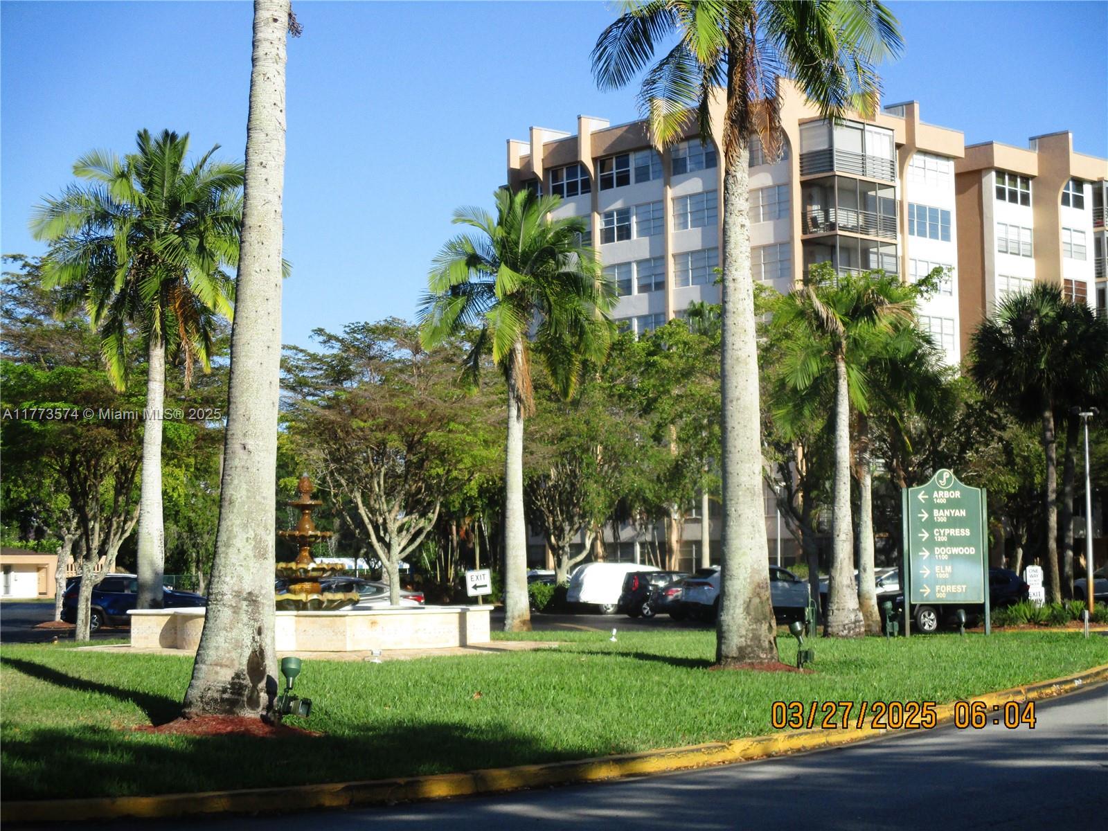 Property for Sale at 1300 Saint Charles Pl Ph6, Pembroke Pines, Miami-Dade County, Florida - Bedrooms: 1 
Bathrooms: 2  - $159,000