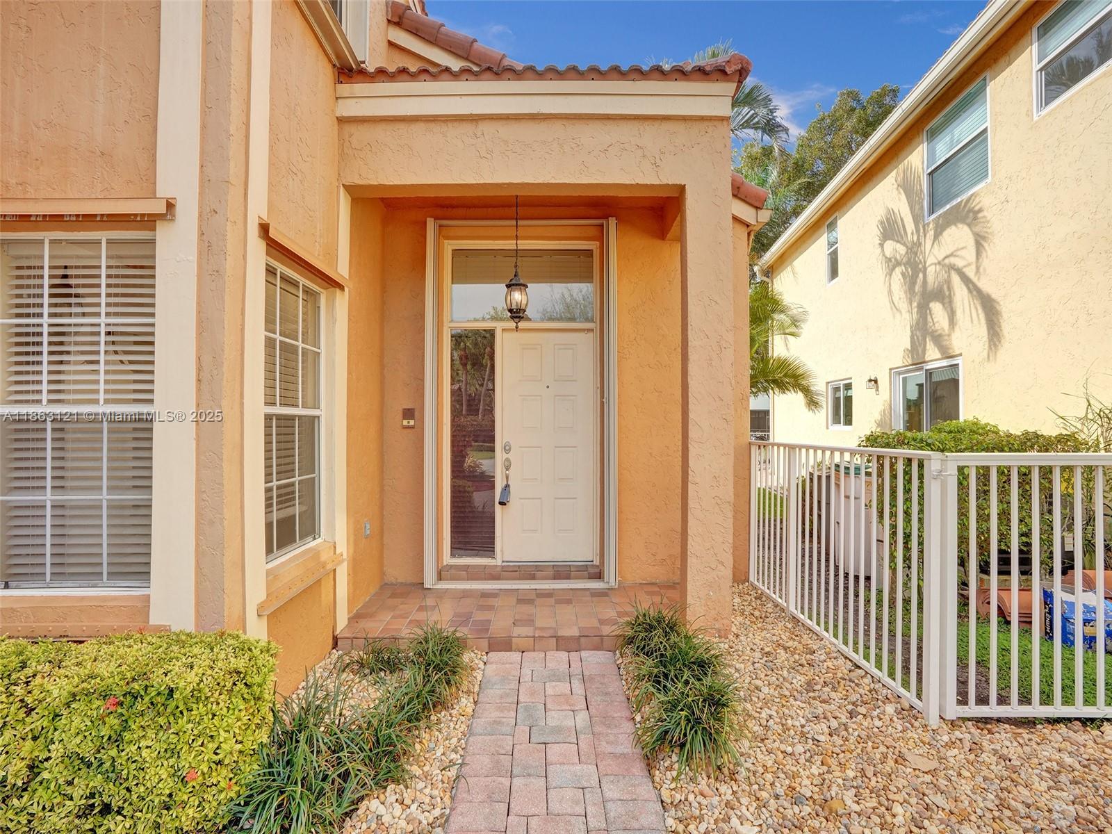 6330 NW 77th Ct