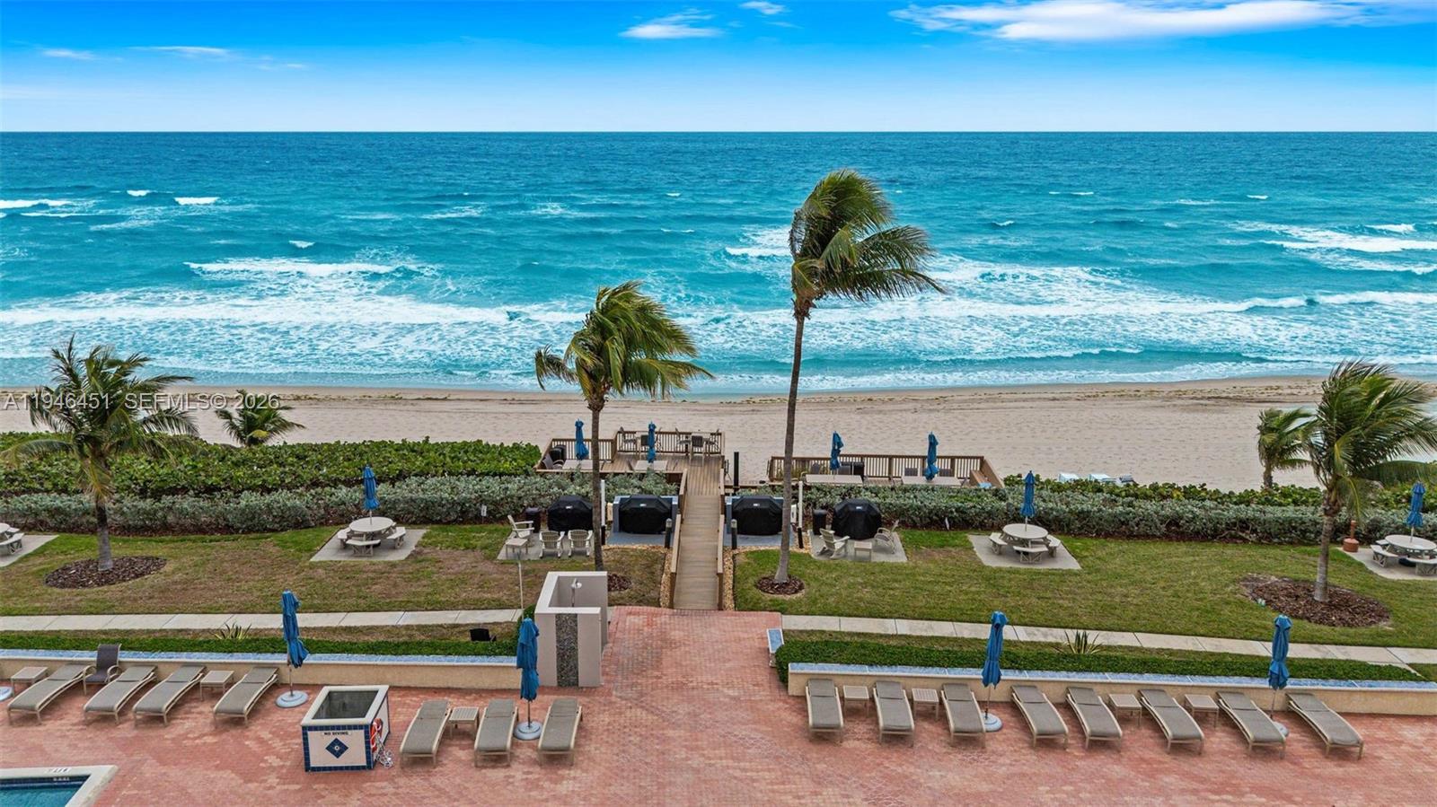 1149 Hillsboro Mile PH2N