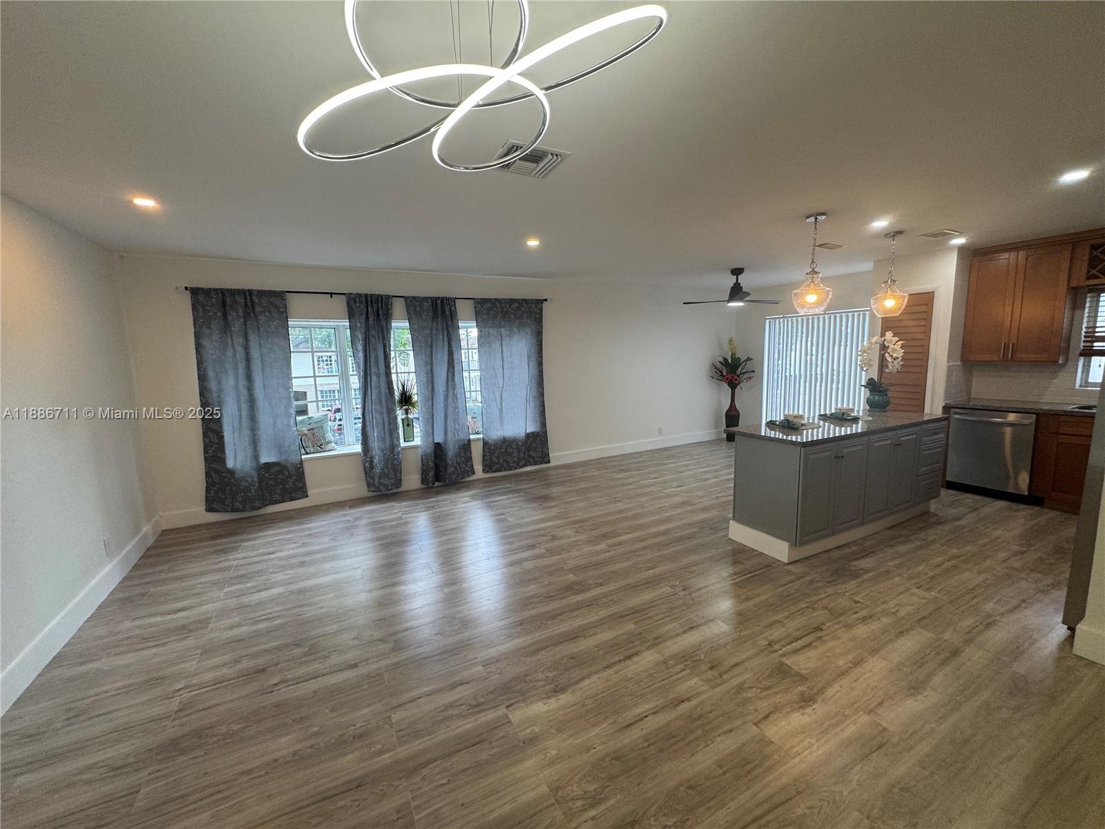 WINDERMERE CONDO - Residential Lease